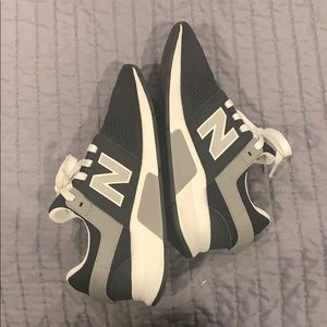 New Balance 247